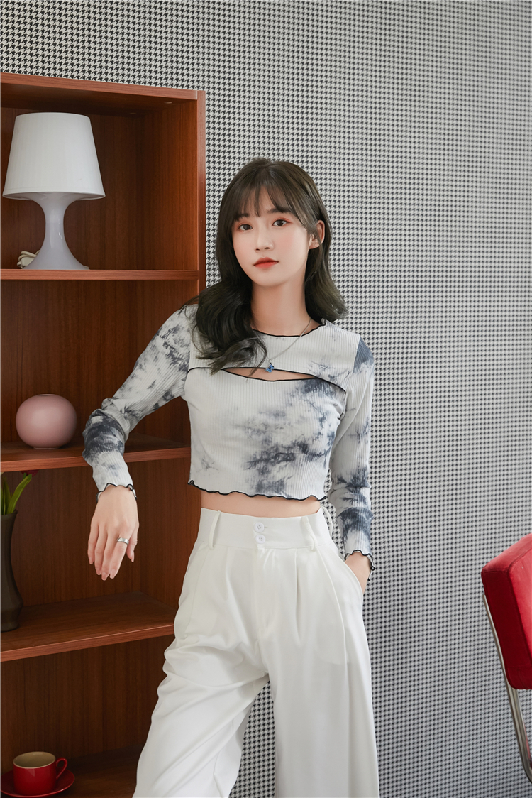 CHEERART Tie Dye Long Sleeve Crop Top Hollow Out T Shirt Women Ribbed Top Crewneck Tshirt Fashion Tee Fall Women Clothing 210302
