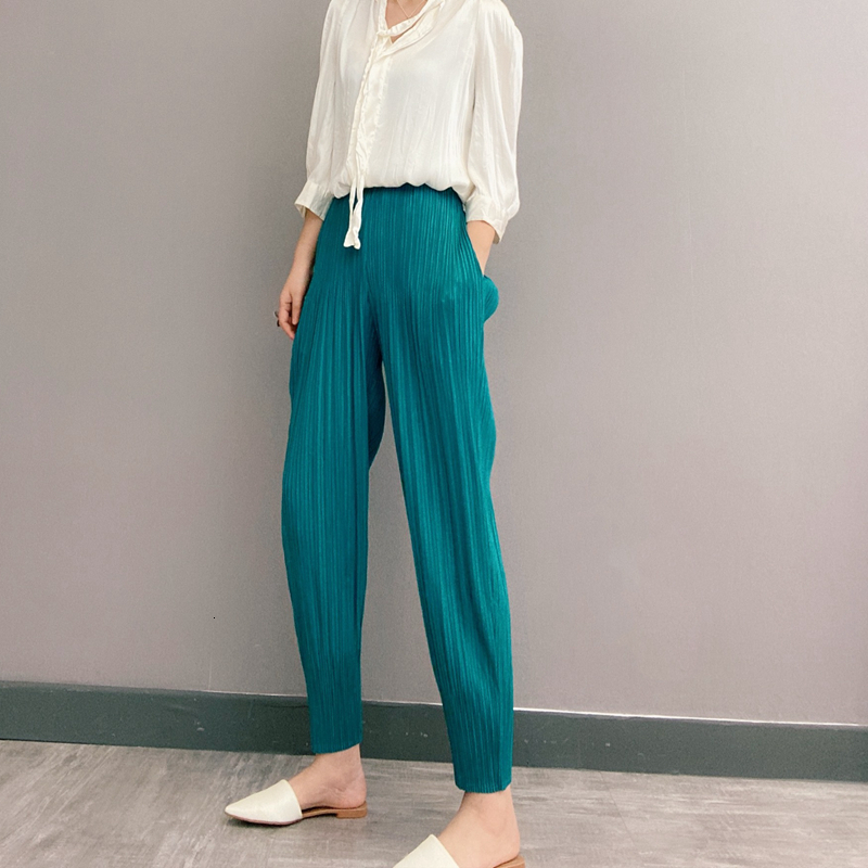 2021 New Autumn Winter Pleated Pencil Korean Women Aesthetic Carrot Black Harem Pants High Waisted Trousers M5xw, Lake blue
2021 New Autumn Winter Pleated Pencil Korean Women Aesthetic Carrot Black Harem Pants High Waisted Trousers M5xw, Lake blue
