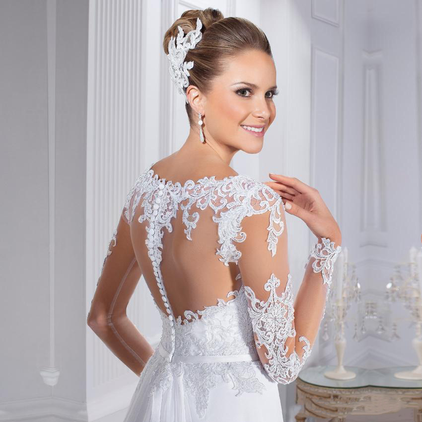 Elegant A-line Lace Wedding Dress with Long Sleeves for Plus Size Brides 2021