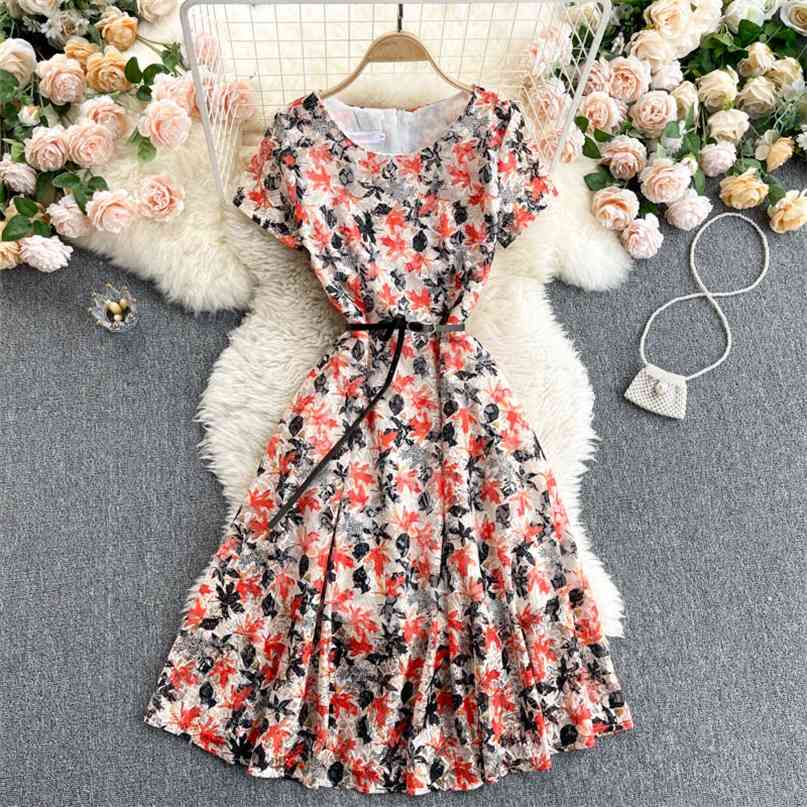 Elegant Lace Dress Summer Women Clothes Vintage Floral Print O-neck Short Sleeve Casual Midi Party Dresses Plus Size 210603, As picture
Elegant Lace Dress Summer Women Clothes Vintage Floral Print O-neck Short Sleeve Casual Midi Party Dresses Plus Size 210603, As picture