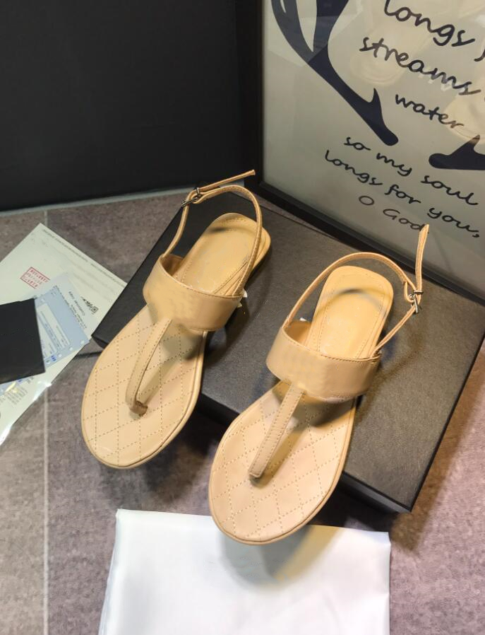 2021 fashion c Luxury women sandal Crystal Calf leather quilted Platform sandals shoes Designer Flat sandalias size 36-41
2021 fashion c Luxury women sandal Crystal Calf leather quilted Platform sandals shoes Designer Flat sandalias size 36-41