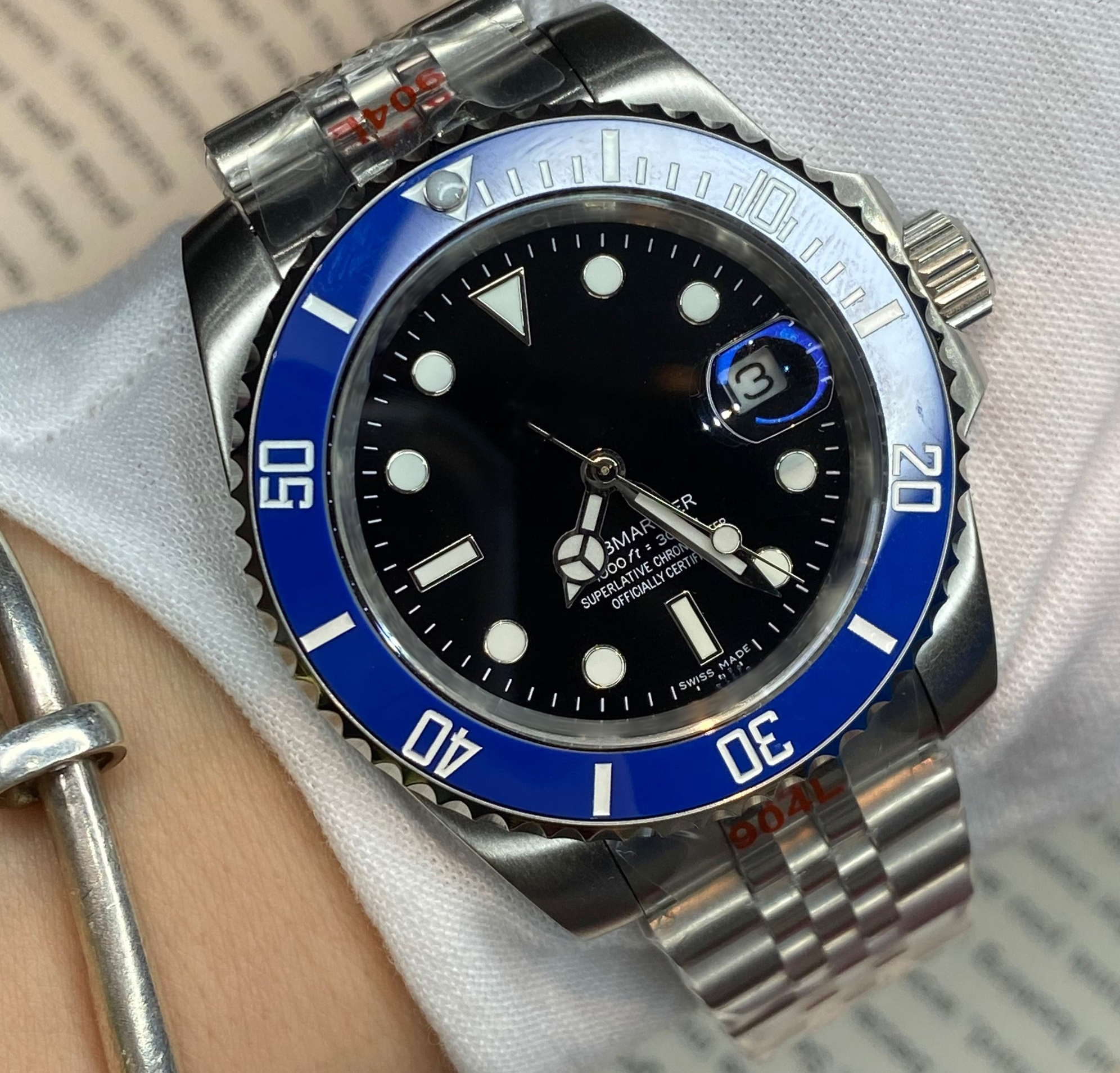 Top Quality Ceramic Blue Bezel Black Dial Watches Mens Mechanical SSS 2813 Automatic Movement Watch Sports luxury men Designer Wristwatches, Only for make the watch for waterproof
Top Quality Ceramic Blue Bezel Black Dial Watches Mens Mechanical SSS 2813 Automatic Movement Watch Sports luxury men Designer Wristwatches, Only for make the watch for waterproof