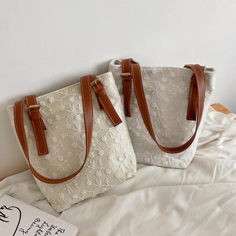 Fashion Lace Flower Canvas Handbag Women Large Capacity Shoulder Bag Casual Daily Shopping Totes Girls Travel Messenger Bags, White
Fashion Lace Flower Canvas Handbag Women Large Capacity Shoulder Bag Casual Daily Shopping Totes Girls Travel Messenger Bags, White