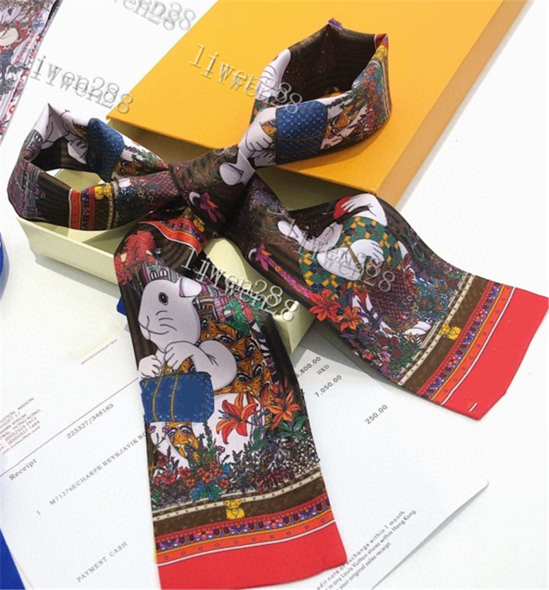 new fashion designer Silk HANDBAG Bag scarf Headbands women silk scraves 100% Top grade silk bag scarf hair Bands size 120-6cm, Blue;gray
new fashion designer Silk HANDBAG Bag scarf Headbands women silk scraves 100% Top grade silk bag scarf hair Bands size 120-6cm, Blue;gray