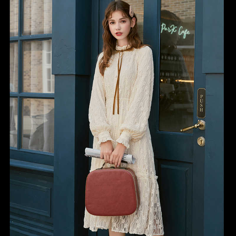 Vintage Lace Long Sleeve Fairy Dress Hollow Out Sexy Women Korean Midi Winter Lady Party Designer Clothes 210604, Beige lace dress
Vintage Lace Long Sleeve Fairy Dress Hollow Out Sexy Women Korean Midi Winter Lady Party Designer Clothes 210604, Beige lace dress