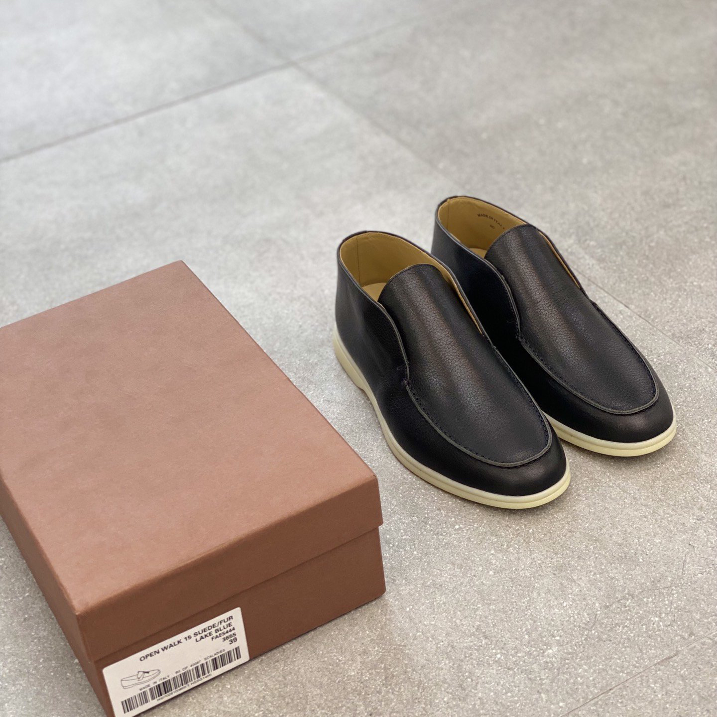 Top quality brand men's shoes designer comfortable leather casual luxury fashion sneakers