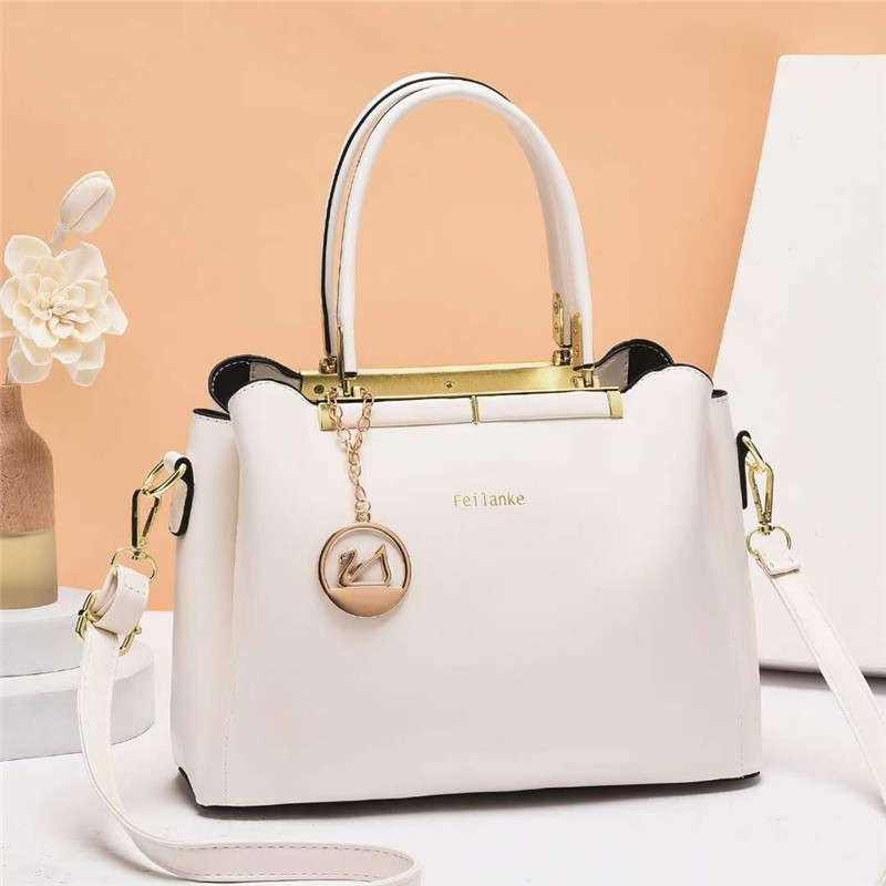 Tote Handbags Women Shoulder Bag Beauty Designer Handbag Casual Crossbody Bags PU Leathe Fashion Purse Female Packs, Black
Tote Handbags Women Shoulder Bag Beauty Designer Handbag Casual Crossbody Bags PU Leathe Fashion Purse Female Packs, Black