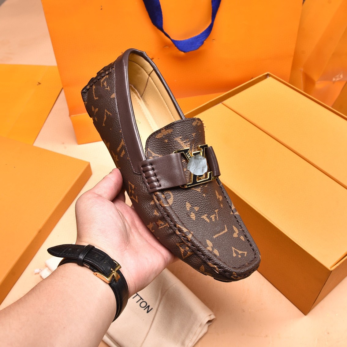 big size 38-46 slip on casual men loafers shoes spring and autumn Designer mens moccasins shoess genuine leather men's flats shoe, #13
big size 38-46 slip on casual men loafers shoes spring and autumn Designer mens moccasins shoess genuine leather men's flats shoe, #13