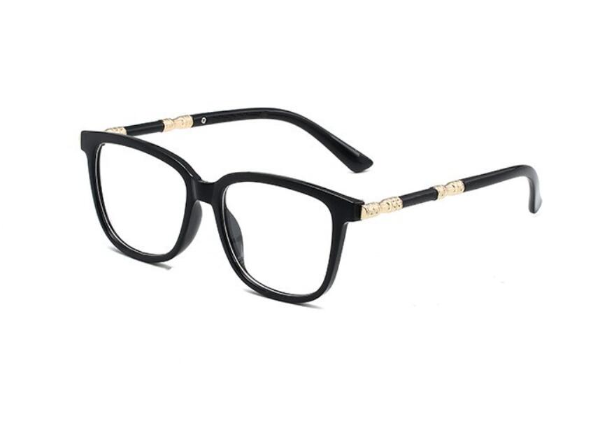 Luxury Desinger Square Sunglasses with Stamp UV400 Full Frame Sunglasses for Women Men Fashion Accessories High Quality Z6114
Luxury Desinger Square Sunglasses with Stamp UV400 Full Frame Sunglasses for Women Men Fashion Accessories High Quality Z6114
