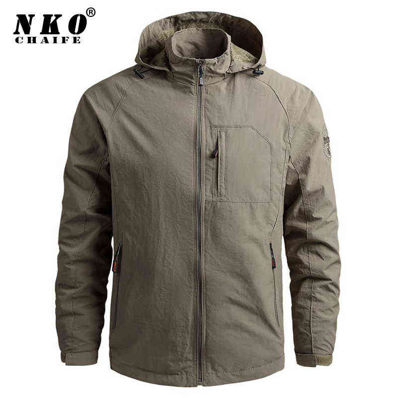 Men Waterproof Hooded Windbreaker Jackets Coat Men 2021 Autumn New Casual Outdoor Hiking Jacket Tactics Military Jackets Men 5XL Y1106, Dark blue
Men Waterproof Hooded Windbreaker Jackets Coat Men 2021 Autumn New Casual Outdoor Hiking Jacket Tactics Military Jackets Men 5XL Y1106, Dark blue