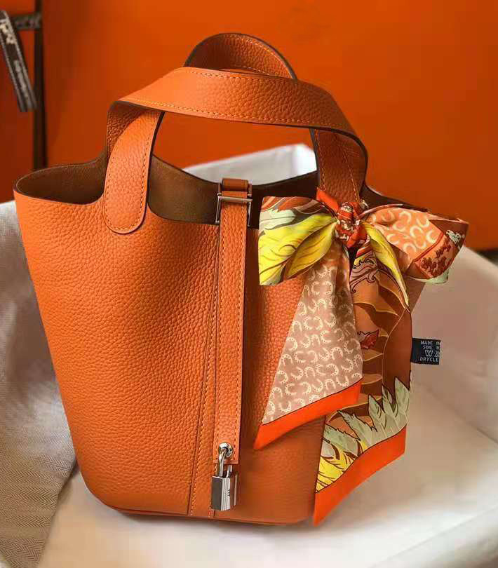 Picotin vegetable basket bags real cowhide lychee pattern Togo female handbag silver buckle tote bag with silk scarf, Khaki
Picotin vegetable basket bags real cowhide lychee pattern Togo female handbag silver buckle tote bag with silk scarf, Khaki
