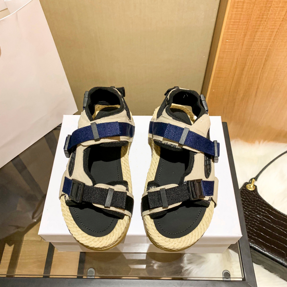 Luxury Design Boots Women Sandals Ladies Slippers Shoes Female 2021 Womens Shoes Outdoor Designer Scuff Sandales Sport Sneakers tfdsfgsw, Black
Luxury Design Boots Women Sandals Ladies Slippers Shoes Female 2021 Womens Shoes Outdoor Designer Scuff Sandales Sport Sneakers tfdsfgsw, Black