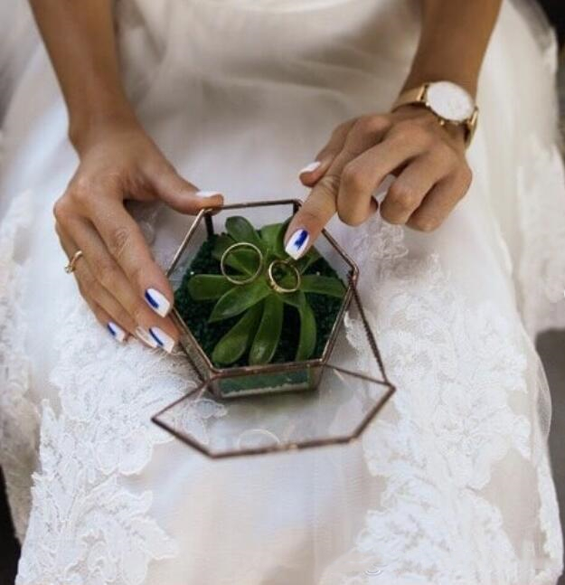 Summer Short A e Wedding Dresses Top Pearls Beading Open Back Mini Country Garden Lace Applique Bridal Gowns Engagement Party Dress