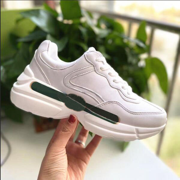 2021 Men Women Sneakers Loafers Low Cut Casual Sports Shoes Outdoor Unisex Zapatillas Run Away Shoes 36-44, 1#
2021 Men Women Sneakers Loafers Low Cut Casual Sports Shoes Outdoor Unisex Zapatillas Run Away Shoes 36-44, 1#