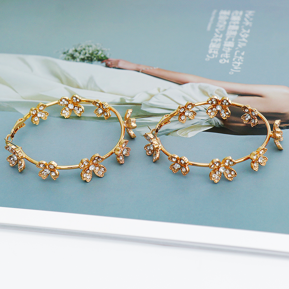 Dangle & Chandelier vTrend Strange Design Geometry Earrings For Women Exquisite Rhinestone Gold Chic Temperament Girl Accessories First Choice