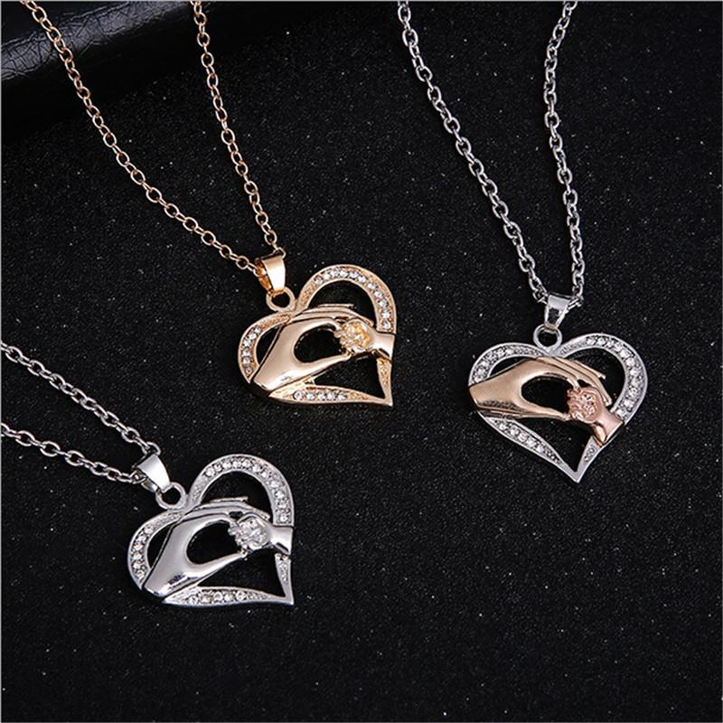 Pendant Necklaces Blaike Silver Color Necklace Mother And Child Hand In Heart Mother's Day Gift Family Jewelry
Pendant Necklaces Blaike Silver Color Necklace Mother And Child Hand In Heart Mother's Day Gift Family Jewelry