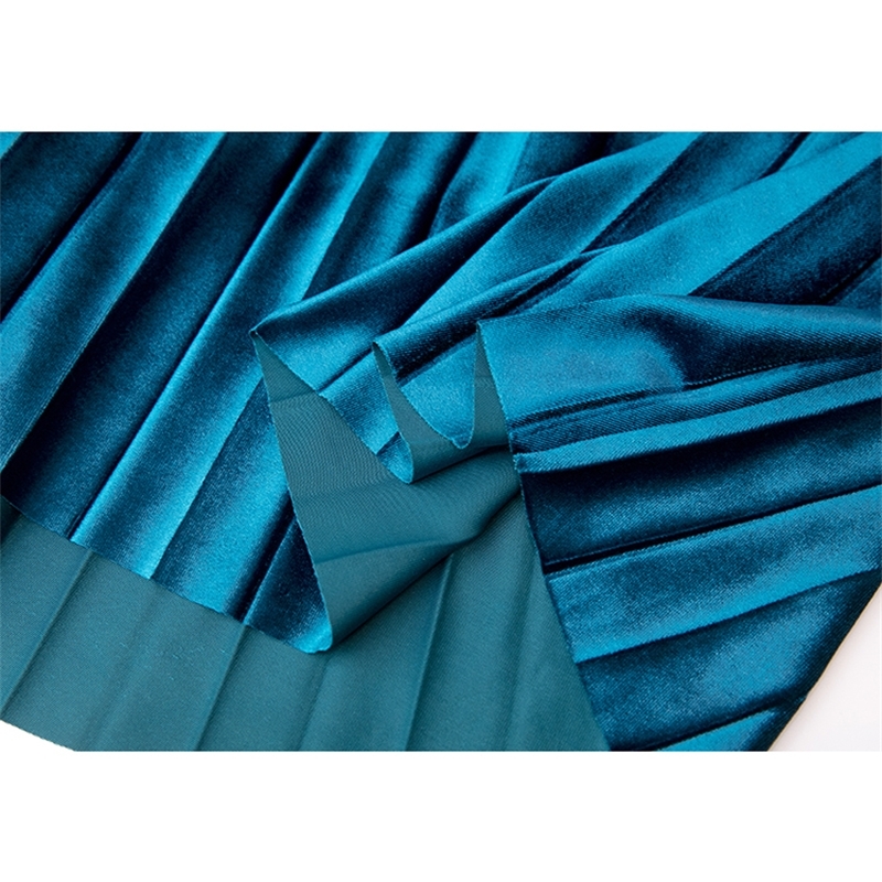 Autumn Winter Velvet Skirt High Waisted Skinny Large Swing Long Pleated Skirts Metallic Plus Size Faldas Saia Fashion Femal T200106