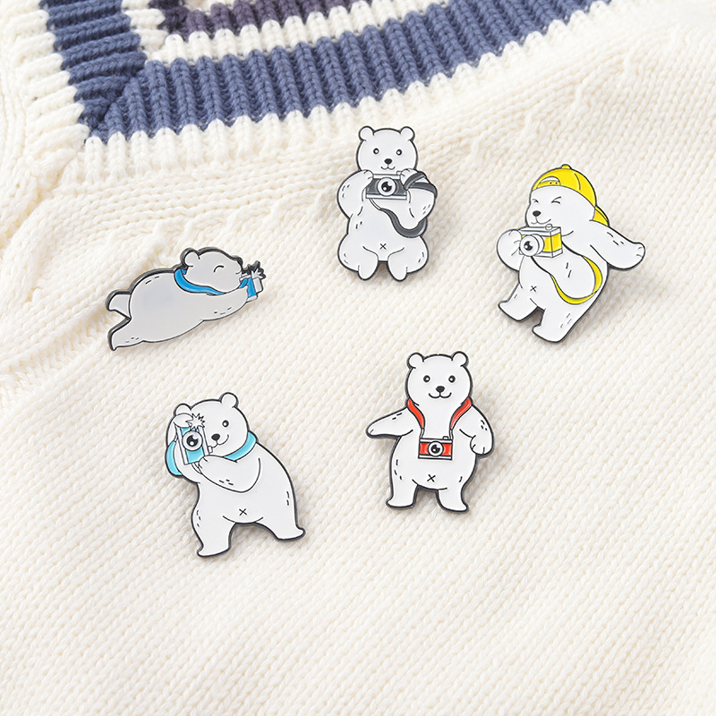 European Cartoon Photography Polar Bear Shape Brooch Pin Unisex Animal With Camera Series Clothes Badge Ornaments Accessories Alloy Paint Backpack Hat Brooches
European Cartoon Photography Polar Bear Shape Brooch Pin Unisex Animal With Camera Series Clothes Badge Ornaments Accessories Alloy Paint Backpack Hat Brooches