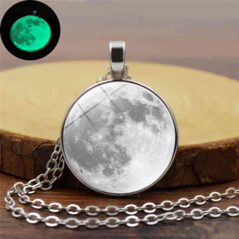 Glow In The Dark Moon Necklace 25mm Galaxy Planet Glass Cabochon Pendant Necklace Silver Chain Luminous Jewelry Women Gifts
Glow In The Dark Moon Necklace 25mm Galaxy Planet Glass Cabochon Pendant Necklace Silver Chain Luminous Jewelry Women Gifts