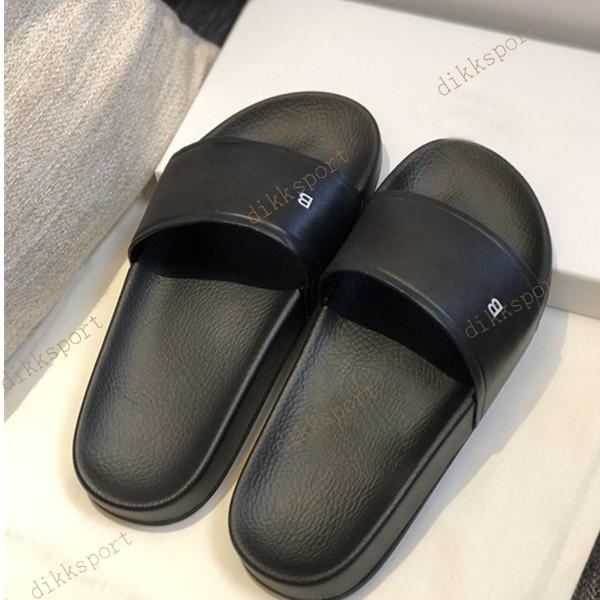 Top quality flip flops Slippers women sandals mens fashion indoor shoes Black rubber flats slipp with Box
Top quality flip flops Slippers women sandals mens fashion indoor shoes Black rubber flats slipp with Box