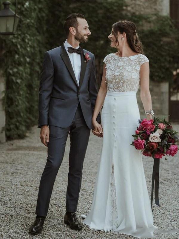 Chic Lace Mermaid Dresses Capped Sleeves Backless Sweep Train Buttons Front Slit Custom Made Beach Country Wedding Gown Vestidos