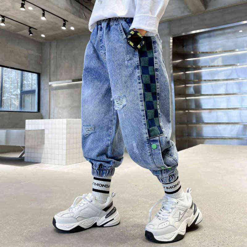 Boys Jeans 2022 New Fashion Spring Autumn Teens Loose Elastic Casual Blue Children Ripped Trousers Cowboy Pants 4 6 8 10 12 14 Y W220225