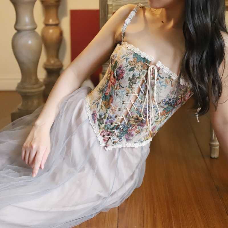 Floral Beach Party Sexy Bustiers Crop Women Backless Bandage French Vintage Halter Top Korean Boho Lace with Corset Summer 210625