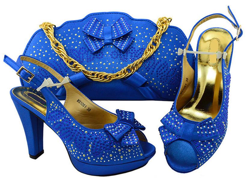 Fashionable purple bowtie lady pumps with rhinestones african shoes match purse set for dress MM1061,heel 10.5CM
Fashionable purple bowtie lady pumps with rhinestones african shoes match purse set for dress MM1061,heel 10.5CM