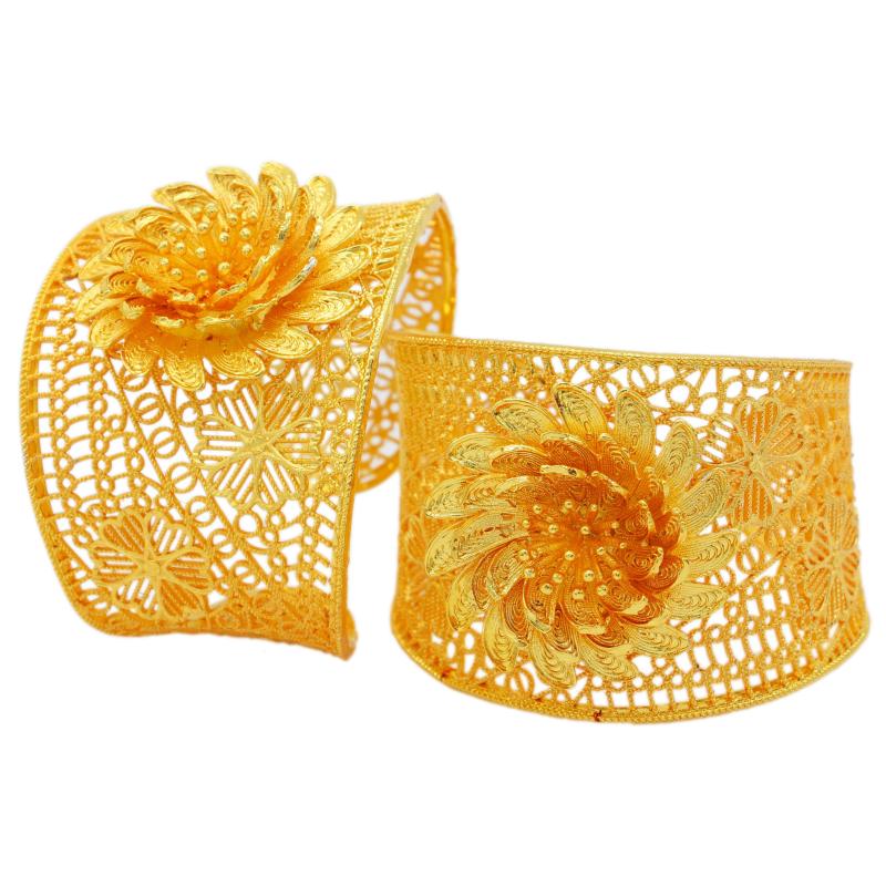 Bangle Big Flower Dubai 24K Gold Color African/Ethiopian/India Cuff Bracrlet For Women Bridal Wedding Jewelry Party Gifts
Bangle Big Flower Dubai 24K Gold Color African/Ethiopian/India Cuff Bracrlet For Women Bridal Wedding Jewelry Party Gifts