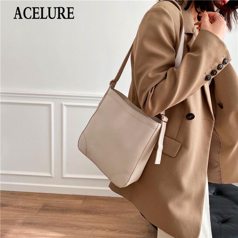 ACELURE Solid Color Female Simple Style All-match Handbag PU Leather Bucket Bags for Women High Capacity Shoulder Crossbody Bags, Black
ACELURE Solid Color Female Simple Style All-match Handbag PU Leather Bucket Bags for Women High Capacity Shoulder Crossbody Bags, Black