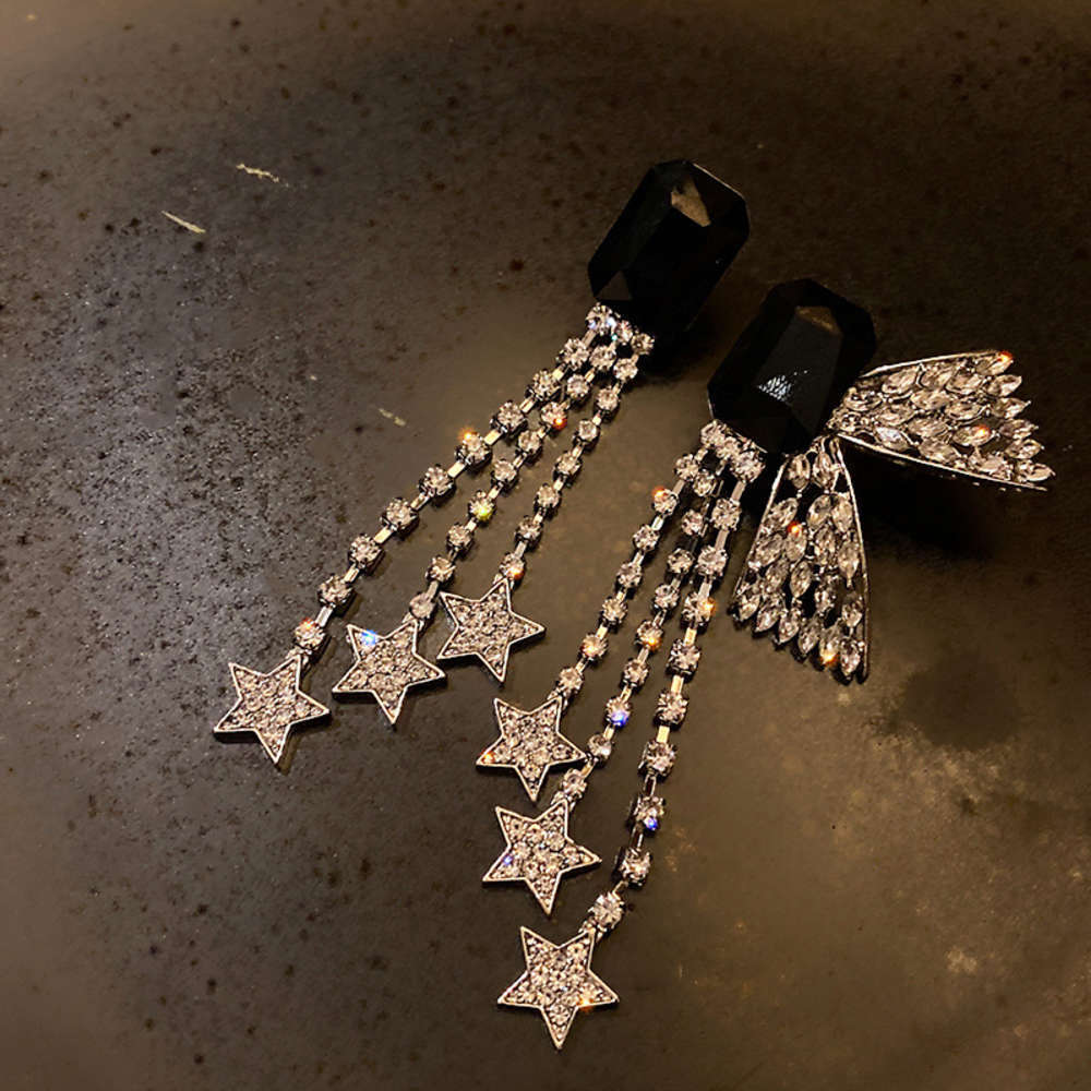 2021925 Dangle temperament fashion exaggerated geometric square diamond earrings net red simple female rectangular long section 55ZNbeautifuls, Silver
2021925 Dangle temperament fashion exaggerated geometric square diamond earrings net red simple female rectangular long section 55ZNbeautifuls, Silver