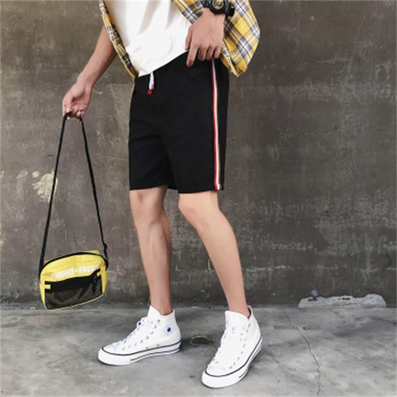 New Men Shorts Casual Solid Color Stripe Side Summer Male Loose Beach Shorts Elastic Waist Quickdrying Jogger Short Pants T200718