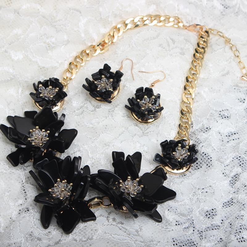 Earrings & Necklace Elegant Resin Flower Statement Jewelry Sets For Women Beautiful Wedding Pendant Gift Accessories, Silver
Earrings & Necklace Elegant Resin Flower Statement Jewelry Sets For Women Beautiful Wedding Pendant Gift Accessories, Silver