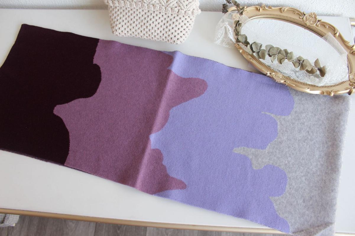 Scarves 2021Japan Autumn Winter Gradual Rainbow Jacquard Medium Length Knitted Women's Scarf Warm Contrast Wool Thickened Shawl
Scarves 2021Japan Autumn Winter Gradual Rainbow Jacquard Medium Length Knitted Women's Scarf Warm Contrast Wool Thickened Shawl