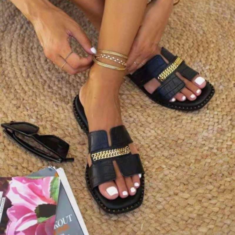 Slippers 2021 Women Classic Designer Flat Flip Flops Chain Sandal Outdoor Casual Comfort Lady Flats Shoes, Black
Slippers 2021 Women Classic Designer Flat Flip Flops Chain Sandal Outdoor Casual Comfort Lady Flats Shoes, Black