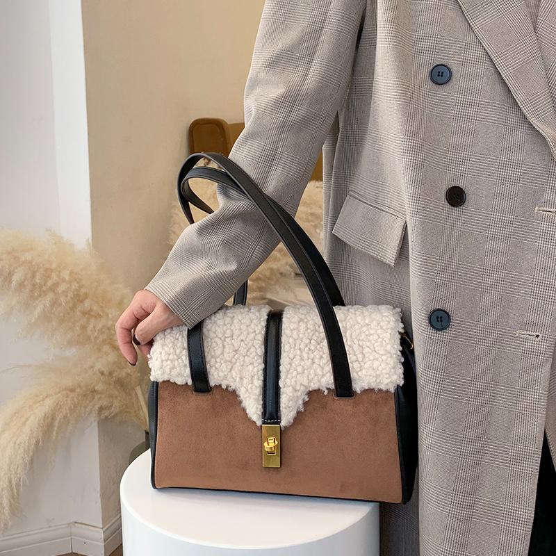 Lamb Wool Bag 2021 New Large Capacity Single Shoulder Underarm Bag Women Winter Tote Cover DMV6, Black
Lamb Wool Bag 2021 New Large Capacity Single Shoulder Underarm Bag Women Winter Tote Cover DMV6, Black