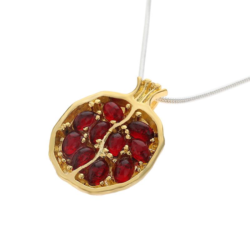 Pendant Necklaces Vintage Fruit Fresh Red Garnet Necklace Classic Gold Color Resin Stone Pomegranate Jewelry For Women Gift
Pendant Necklaces Vintage Fruit Fresh Red Garnet Necklace Classic Gold Color Resin Stone Pomegranate Jewelry For Women Gift