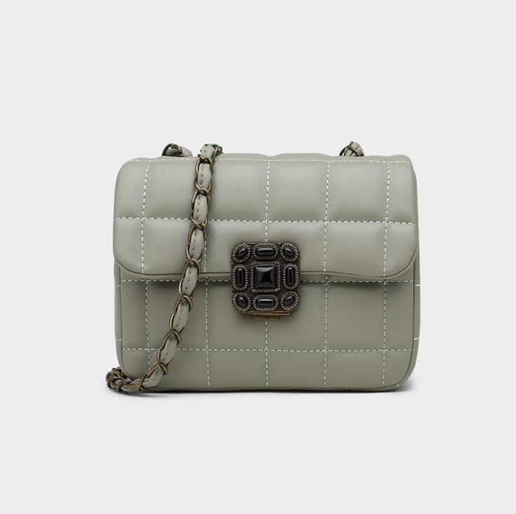 Factory wholesale women bag street trend plaid womens shoulder handbag personality plum lock womenes chain bags exquisite embroidery fashion handbags
Factory wholesale women bag street trend plaid womens shoulder handbag personality plum lock womenes chain bags exquisite embroidery fashion handbags