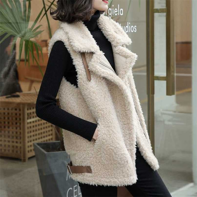 Winter Lamb Wool Vest Women Sleeveless Jacket Thicken Warm Waistcoat Fall Turn Down Collar Hidden Zipper Outwear Garment 211120