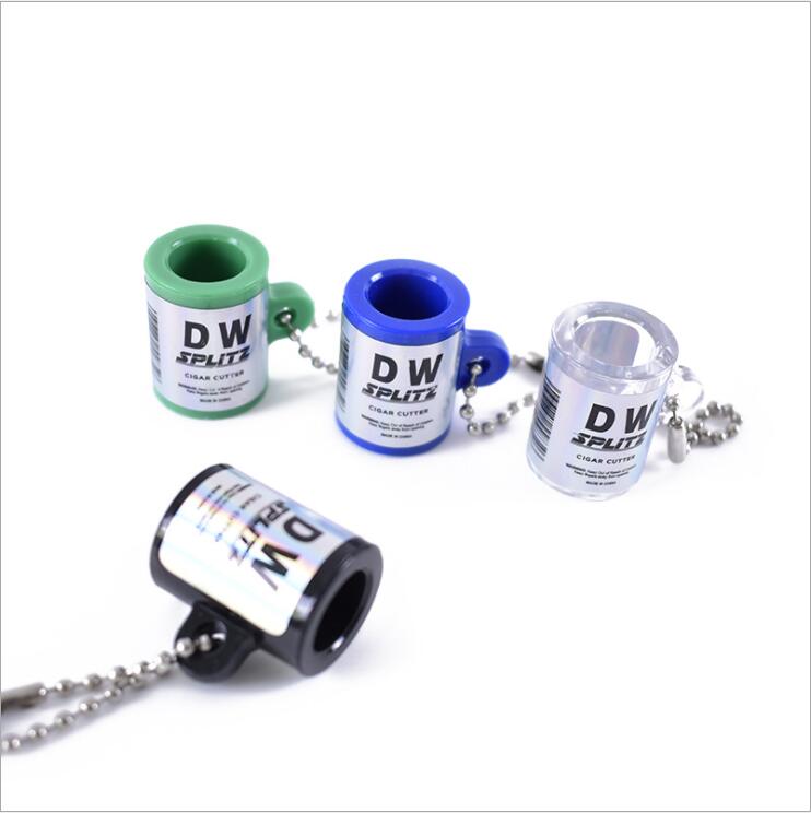 Plastic round cigar cutter Portable keychain smoking set Mini cigarette extinguisher Cigar extinguishers Special tool for cigars cutters
Plastic round cigar cutter Portable keychain smoking set Mini cigarette extinguisher Cigar extinguishers Special tool for cigars cutters