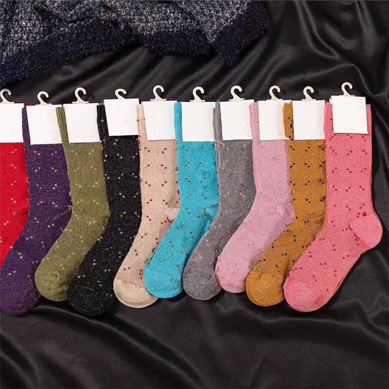 Full Classic Letter Socks Bright Wire Fashion Socks Elegant Middle Socks Outdoor Street Sock Stockings Party Sock Hosiery, Colors mixed
Full Classic Letter Socks Bright Wire Fashion Socks Elegant Middle Socks Outdoor Street Sock Stockings Party Sock Hosiery, Colors mixed