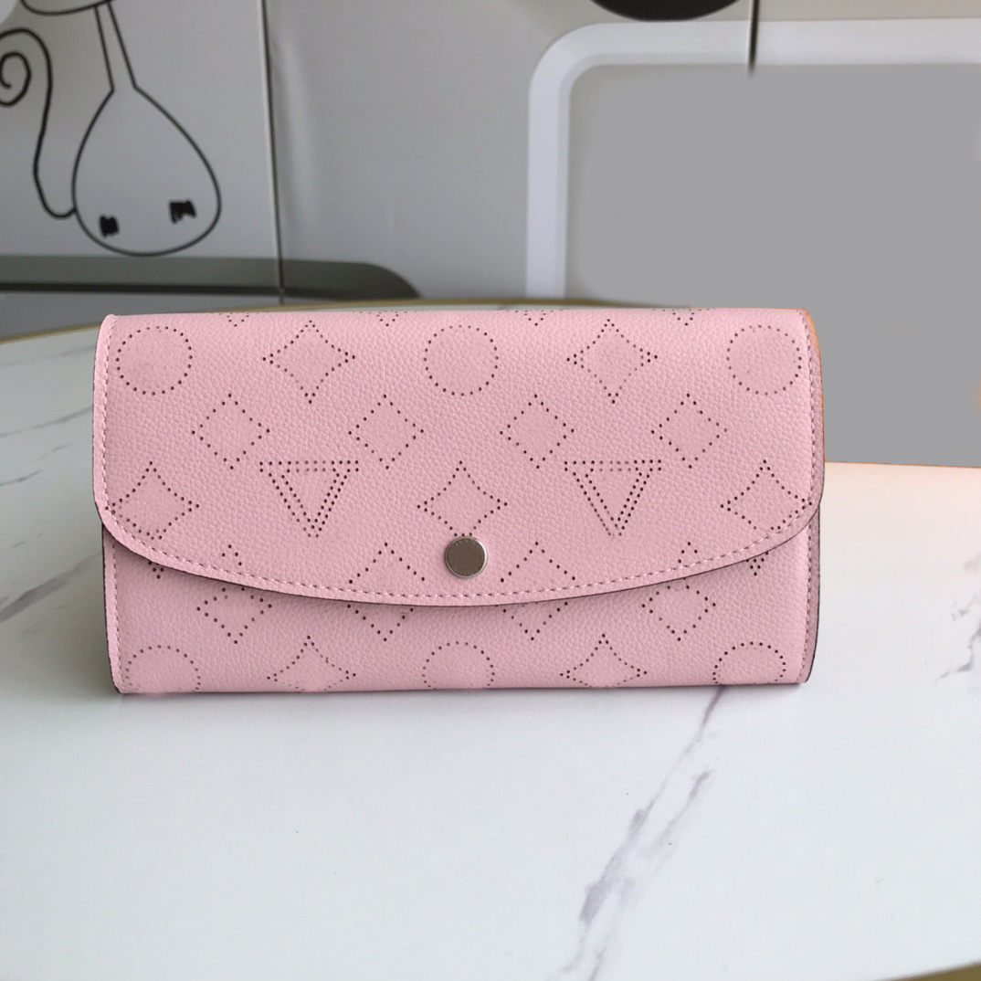 2021 Fashion flowers designers wallets luxurys Men Women leather Clutch bags High Quality Classic Letters coin Purse Original Box Plaid card holder M60145, Not a product (extra freight)
2021 Fashion flowers designers wallets luxurys Men Women leather Clutch bags High Quality Classic Letters coin Purse Original Box Plaid card holder M60145, Not a product (extra freight)
