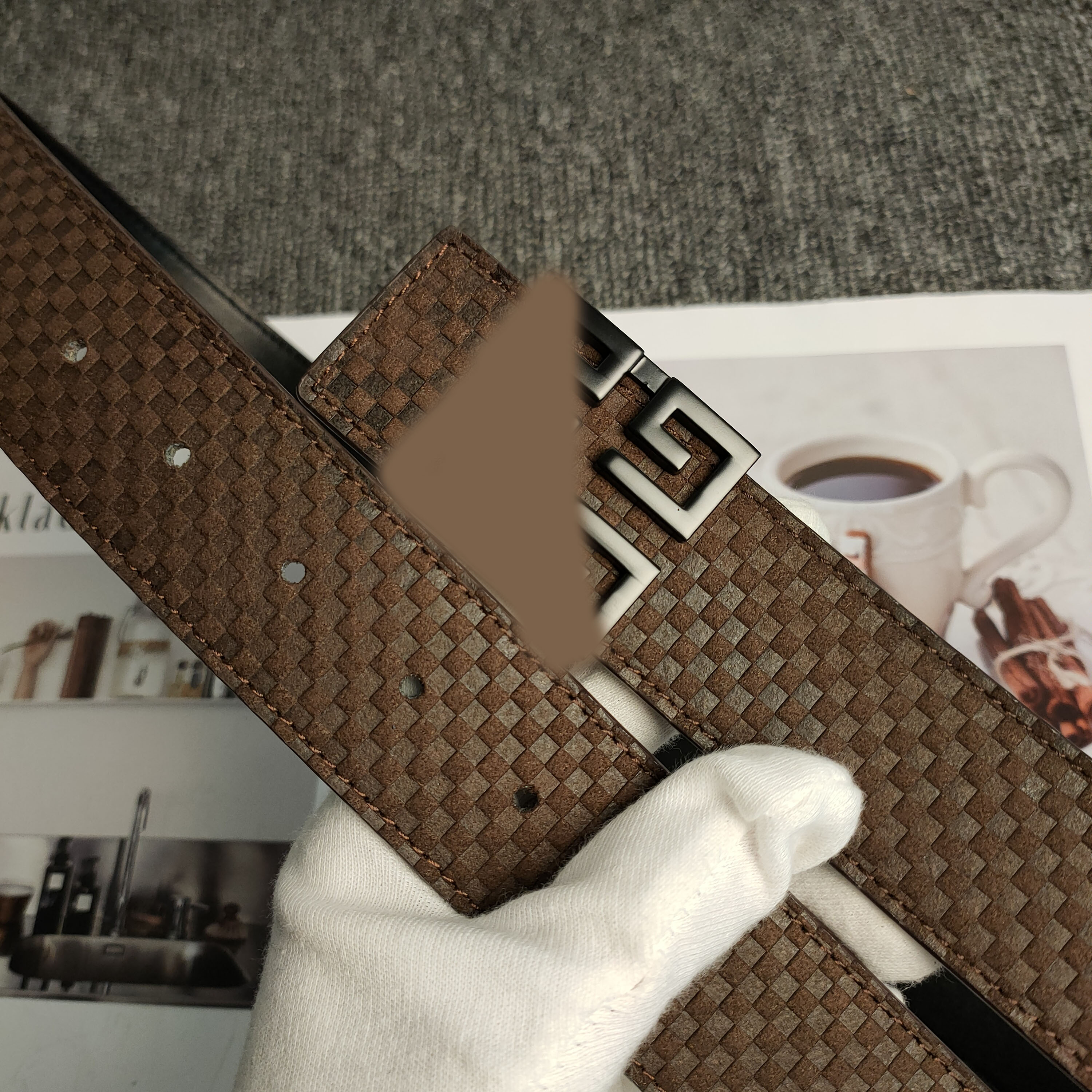 Wholesale belt agiv enc hy black gold and silver buttons 3.8 CM wide Five colors 04