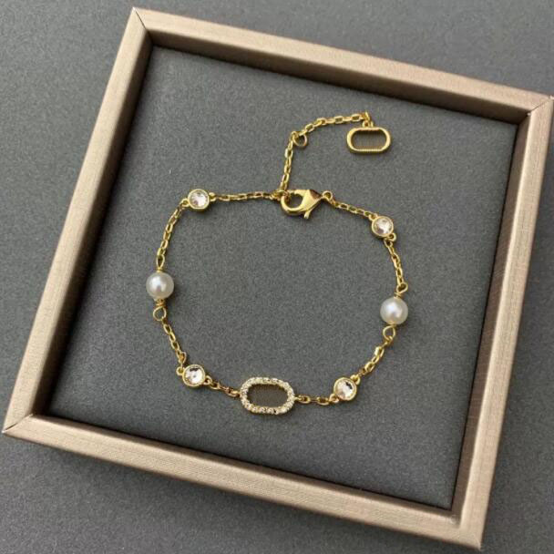 Fashion pearl Charm Bracelets bangle for lady Women Party Wedding Lovers gift engagement Jewelry for Bride With BOX NRJ .
Fashion pearl Charm Bracelets bangle for lady Women Party Wedding Lovers gift engagement Jewelry for Bride With BOX NRJ .