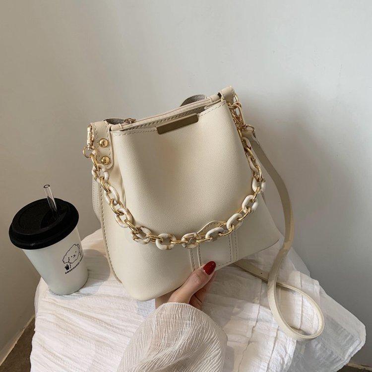 Evening Bags Women Vegan Leather Shoulder Bag Large Bucket Handbag Vintage Tote Purse Luxury Cross Body With Chains For Work Travel, White
Evening Bags Women Vegan Leather Shoulder Bag Large Bucket Handbag Vintage Tote Purse Luxury Cross Body With Chains For Work Travel, White