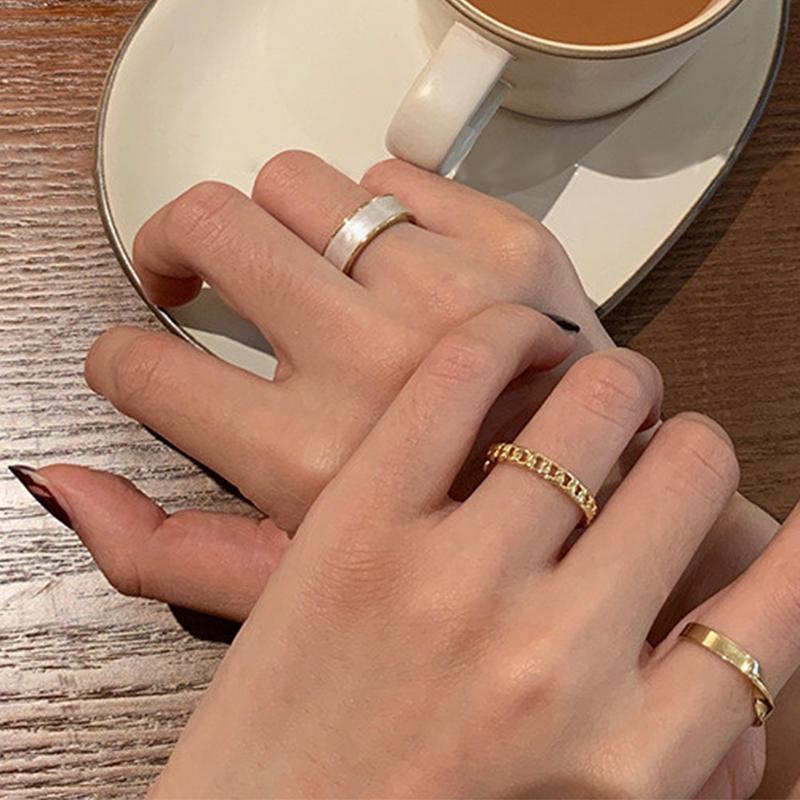 Cluster Rings 17KM Vintage Resin Chain Link Set Simple Gold Color Party Ring For Women Twist Metal Jewelry Accessories
Cluster Rings 17KM Vintage Resin Chain Link Set Simple Gold Color Party Ring For Women Twist Metal Jewelry Accessories