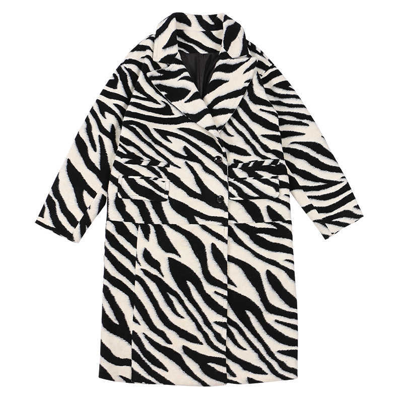Women Winter British Style Zebra Pattern Thicken Long Woolen Coat Female Elegant Loose Wool Blends Parkas Overcoat 210930