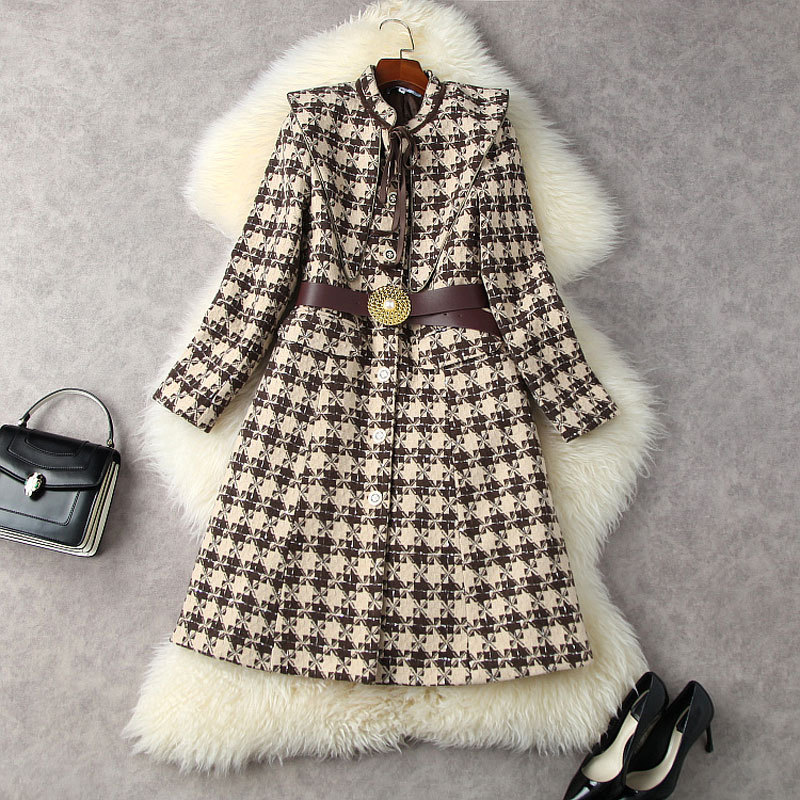 2022 Spring Long Sleeve Stand Collar Black / Khaki Houndstooth Tweed Ribbon Tie Bow Belted Single-Breasted Dress Elegant Casual Dresses 21D1612860
2022 Spring Long Sleeve Stand Collar Black / Khaki Houndstooth Tweed Ribbon Tie Bow Belted Single-Breasted Dress Elegant Casual Dresses 21D1612860