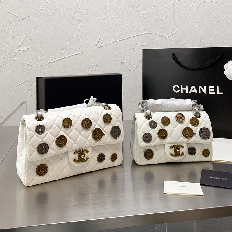 21C/25C Chanel Wome… - image