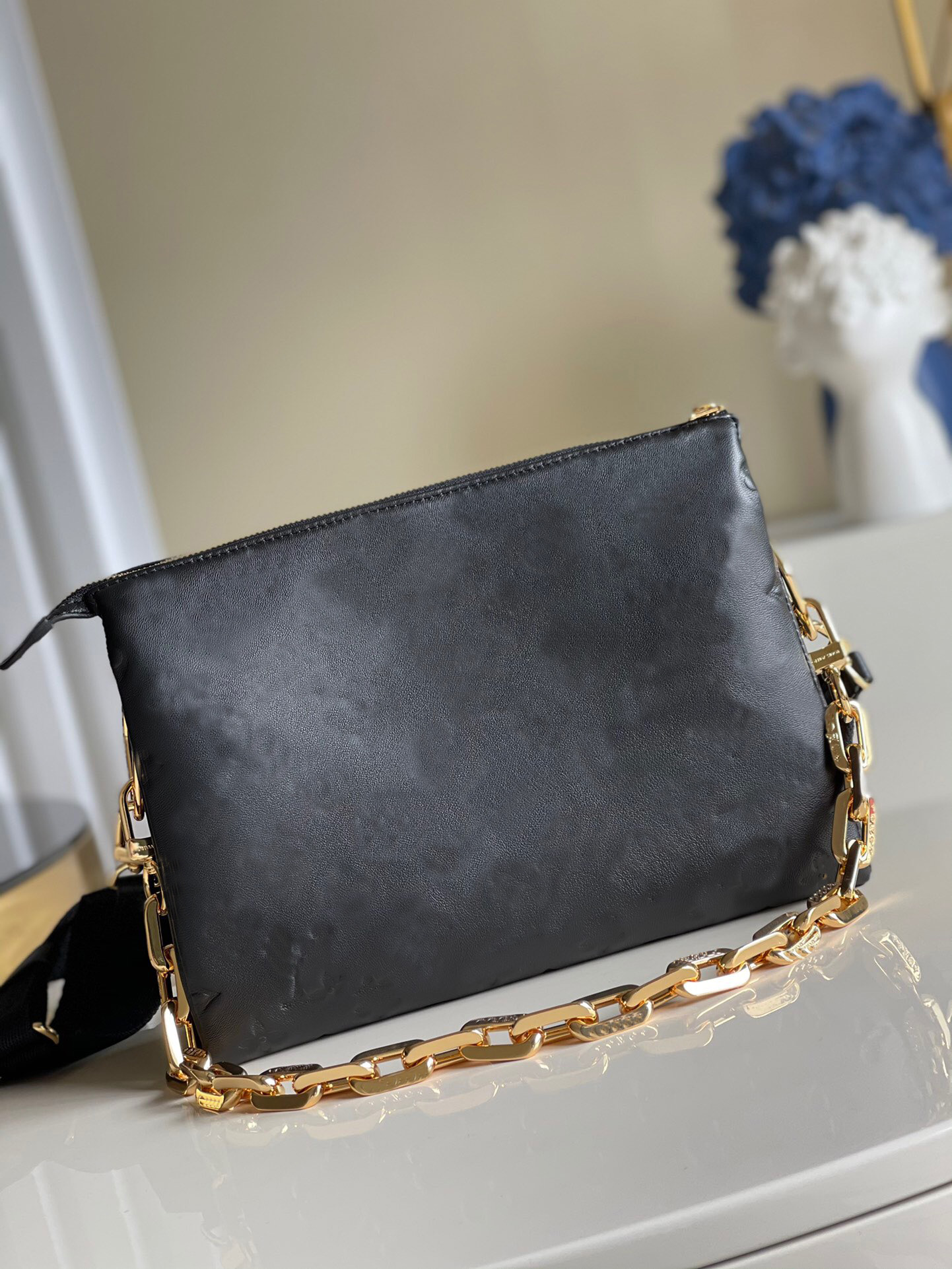 Fashion Women Classic 2021 show bag Coussin handbags cross-body with the strap shoulder bags top quality Lady Totes handbag M57790, Paper invoice
Fashion Women Classic 2021 show bag Coussin handbags cross-body with the strap shoulder bags top quality Lady Totes handbag M57790, Paper invoice